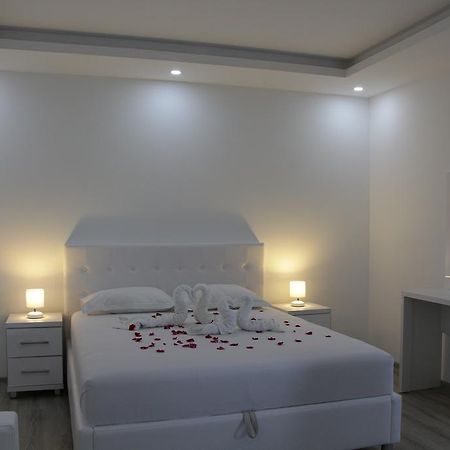 Apartments California Ulcinj Esterno foto