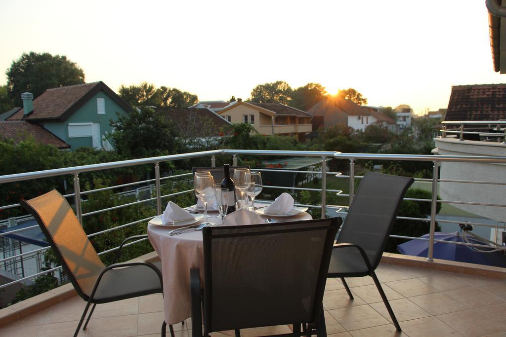 Apartments California Ulcinj Esterno foto